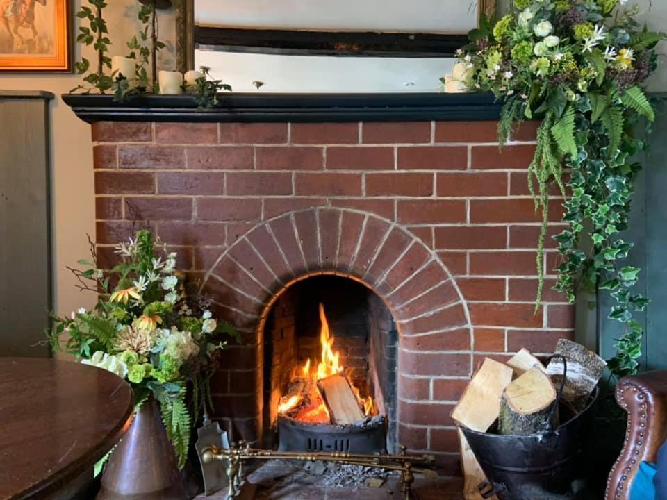 The Kings Arms Hotel Cartmel Eksteriør billede